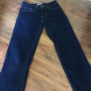 Levis Slim Fit Straight Leg dark blue jeans sz 26